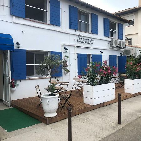 Le Castelet Hotel Saintes-Maries-de-la-Mer Exterior foto